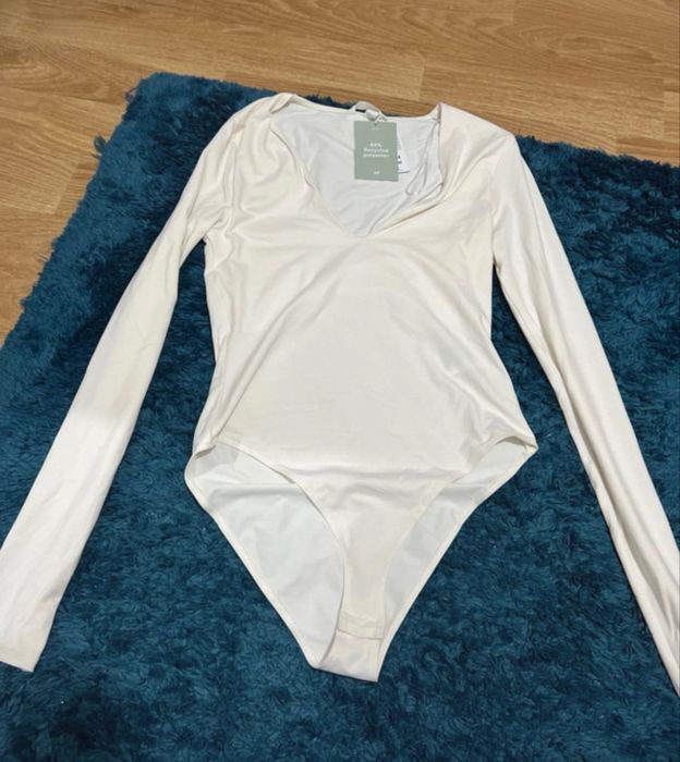 Bluza/ Maleta tip body alba, H&M