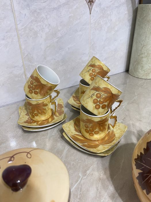 Посуда, кофейные чашки