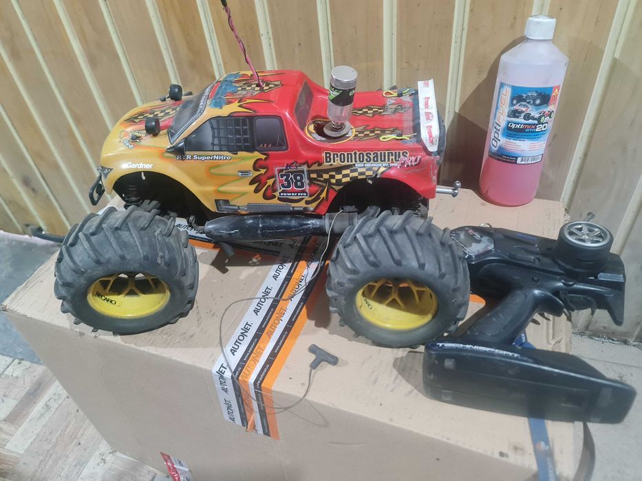 Mașinuța Rc combustibil