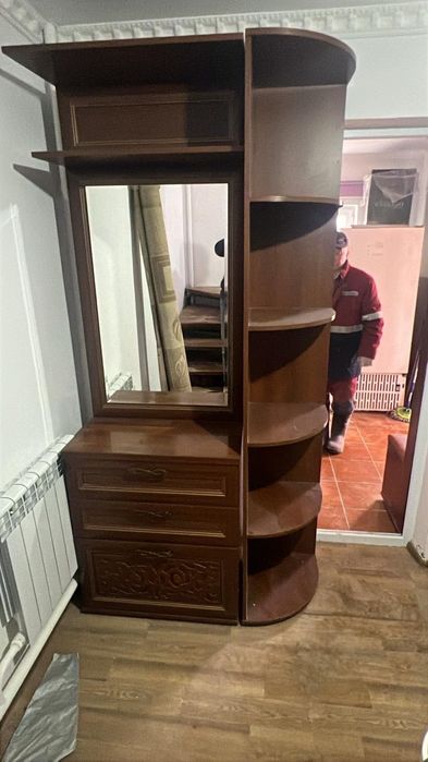 Шкаф для прихожей