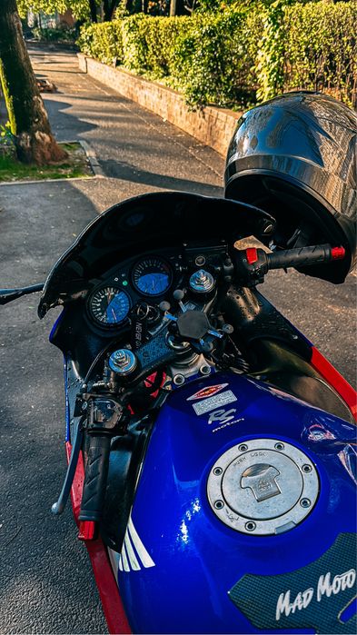 Honda cbr f4 600