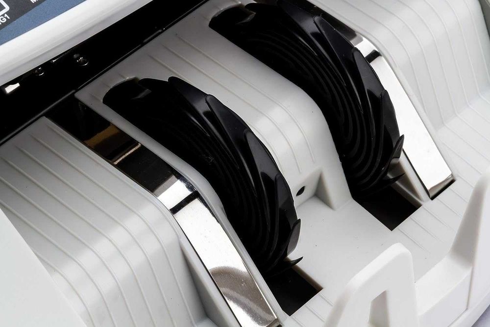 Машина за броене на банкноти за левове и евро, нова прецизна