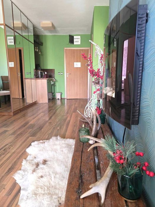 Елегантен тристаен апартамент с фронтална гледка към Пирин планина