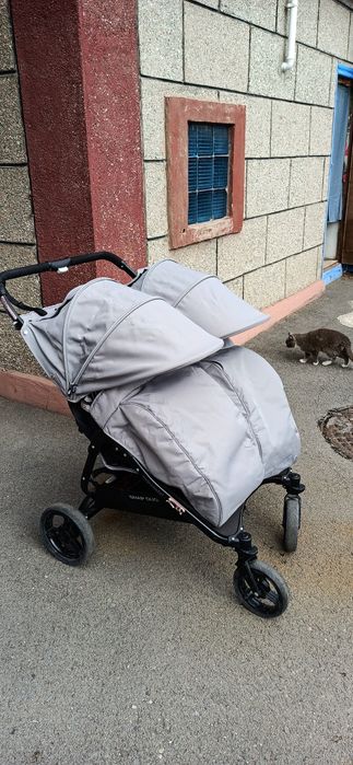 Продам коляску для двойни