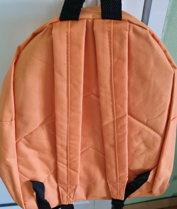 Спортна оранжева раница