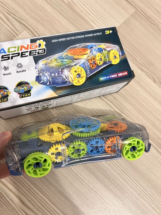 Masinuta cu sunete si lumini