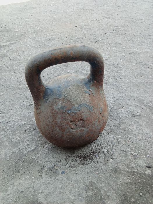 Продам гирю 32 кг