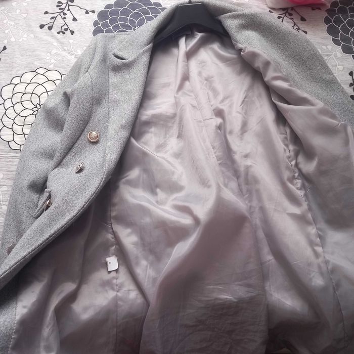 Дамско сиво палто