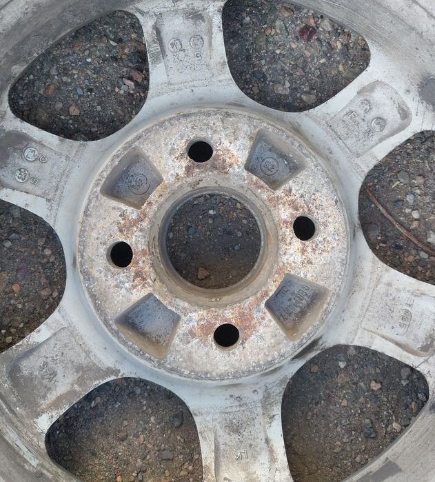 Диски R13. Разболтовка 4×100. С резиной.