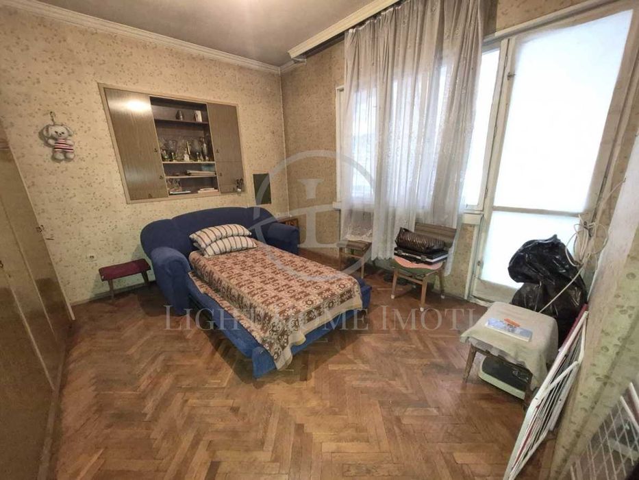 Реф. 978 Етаж от къща / ГАРАЖ И ДВОР/ Водната Палата