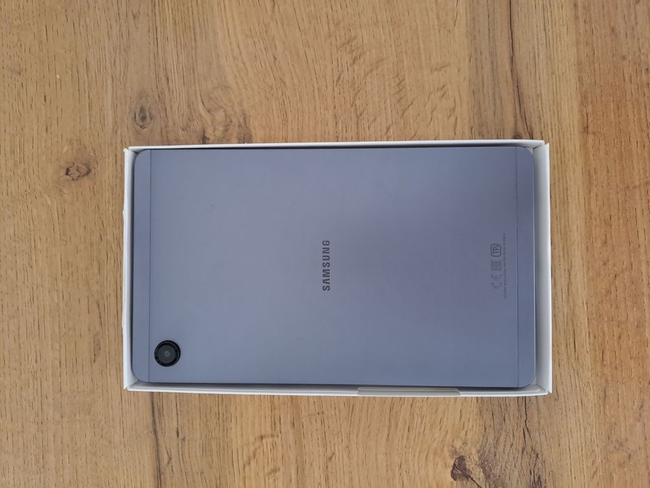 продам самсунг Таб А11 планшет торг есть