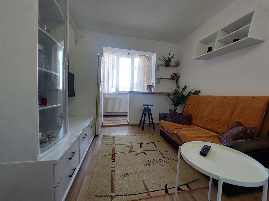 Vand apartament cu o camera