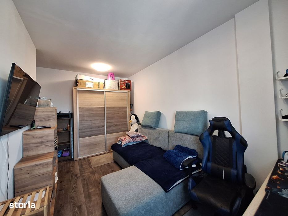 Apartament cu 3 camere, 56 mp, balcon, zona Tineretului — fotografia 3