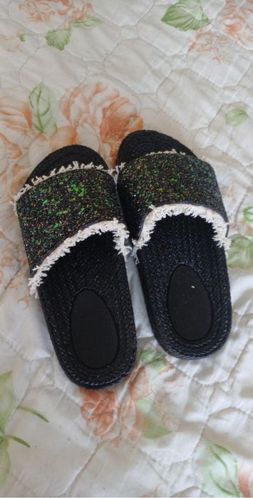 Дамски летни чехли