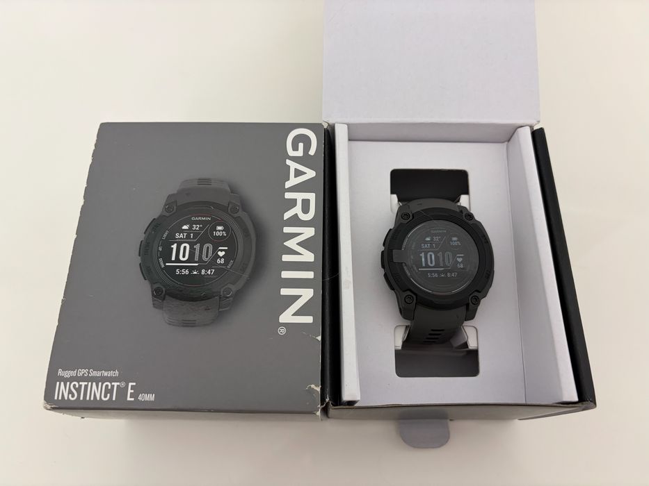Garmin Instict E 40mm ultima generatie 2025