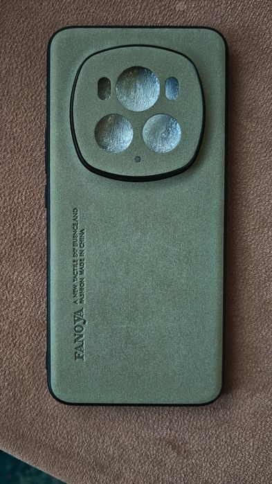 Продавам калъфи за Honor Magic 6 Pro и 5 Pro