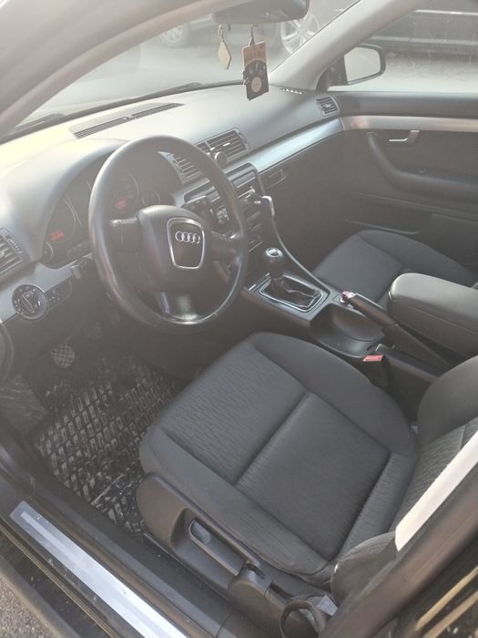 Audi A4 B7 2.0 TDI 140 CP 2007 – stare foarte bună