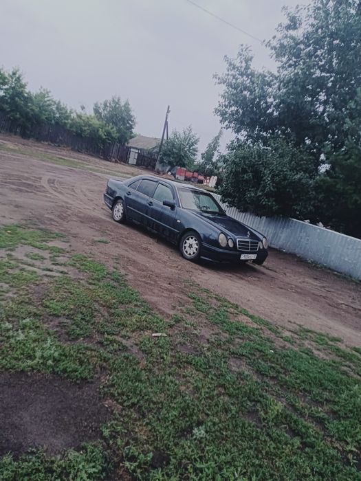 Продам Мерседес 210