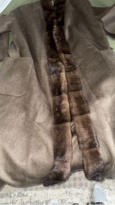 Продам пальто срочно