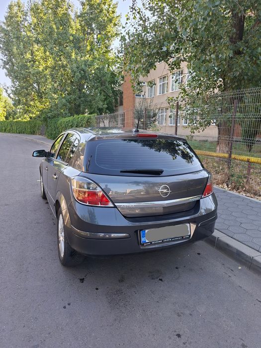 Opel Astra H 1.7 cdti 2009