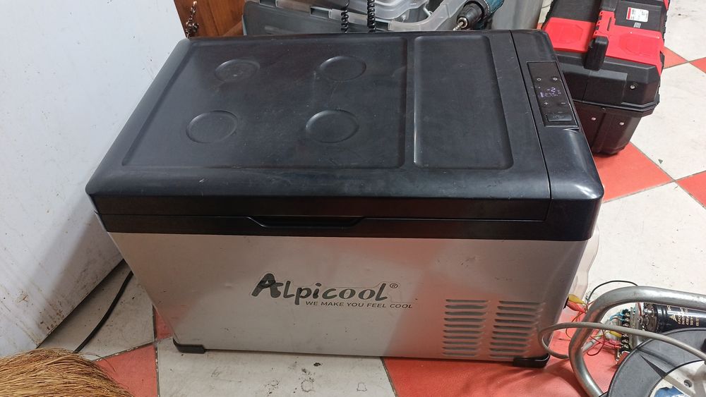 Автохолодильник Alpicool