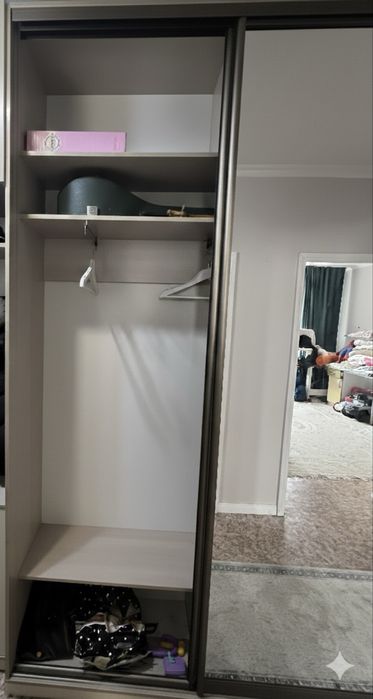 Шкаф для прихожей