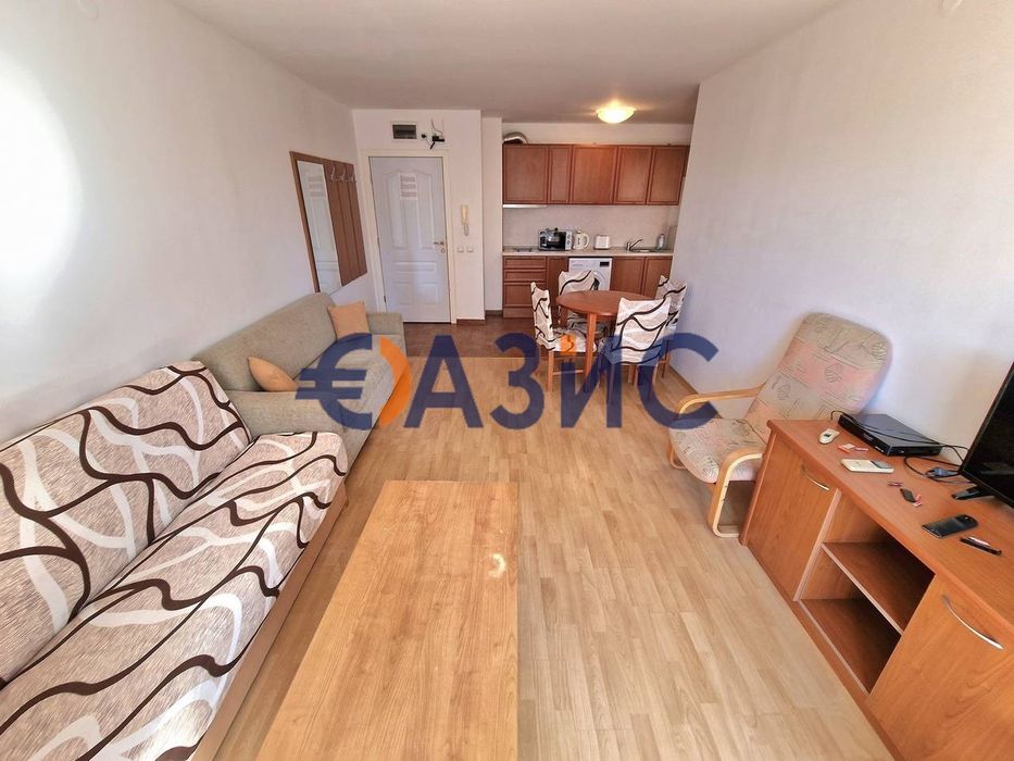 Продава се Двустаен апартамент в Свети Влас - 71 кв.м за 1296 €/кв.м - Снимка #7