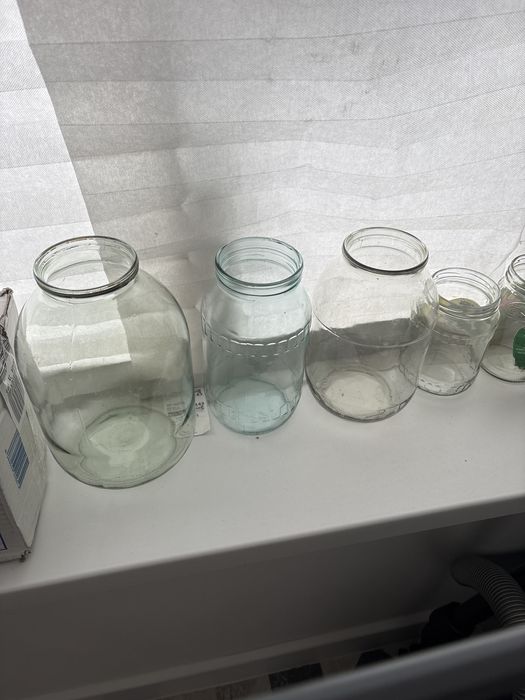 Отдам банки даром