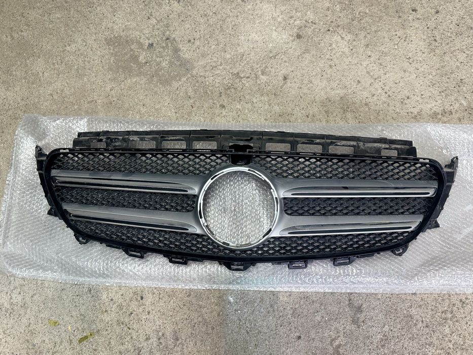 Стопове и Решетка за мерцедес е класа - w213