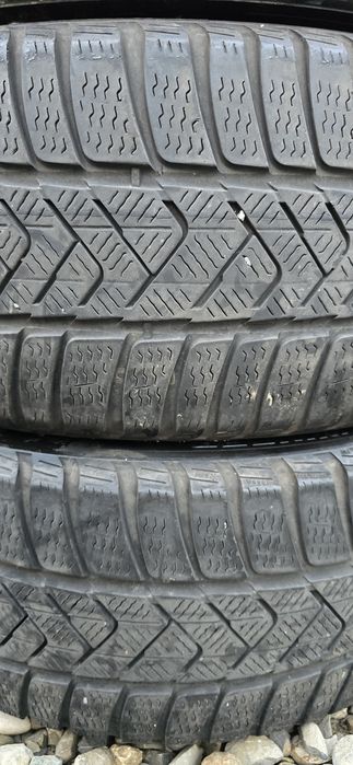 235 45 18 , 235/45R18 Pirelli set 4 buc, IARNA