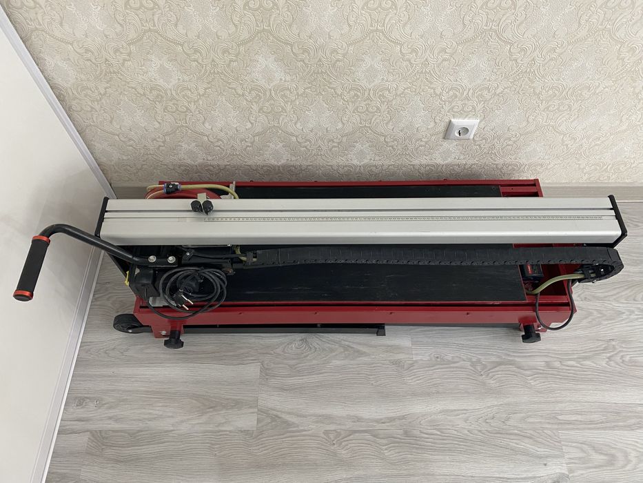 Электрический Плиткорез