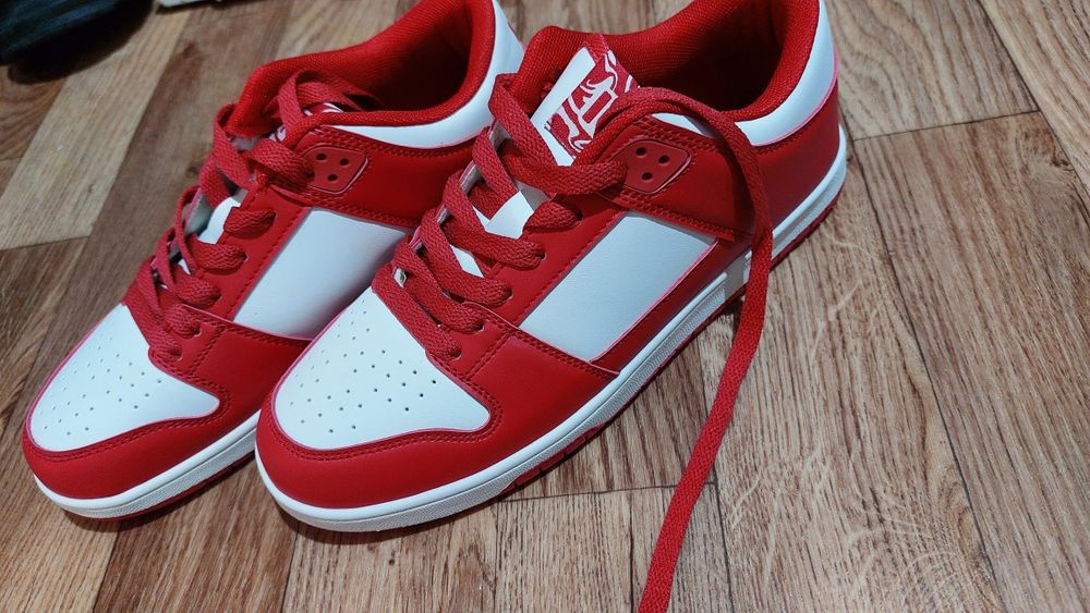 Продам сандалии, кроссы 36рр-38