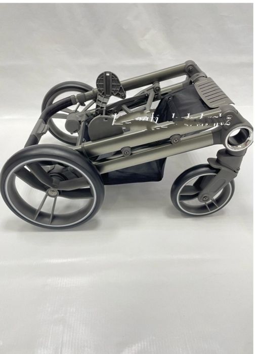 Коляска 2 в 1...