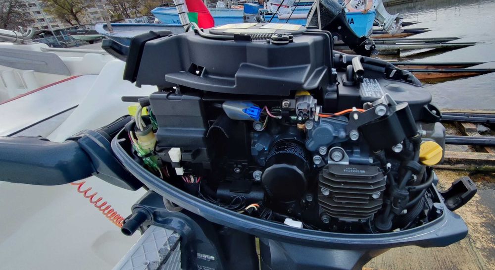 Лодка Safter 450 (2020г.), Yamaha 25кс (2023г., 456 часа), Garmin 7sv