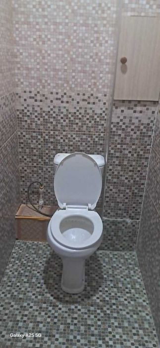 Navoiy shahridan 2 xonali yangi kvartira  tezda sotiladi