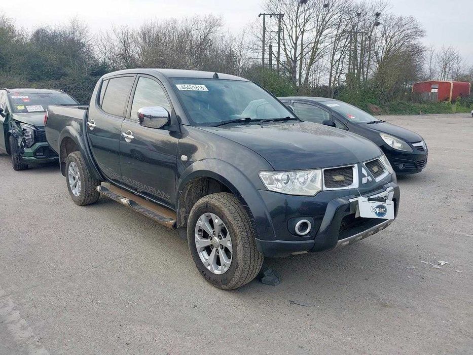 Dezmembrez Mitsubishi L200 2.5 Diesel 2012