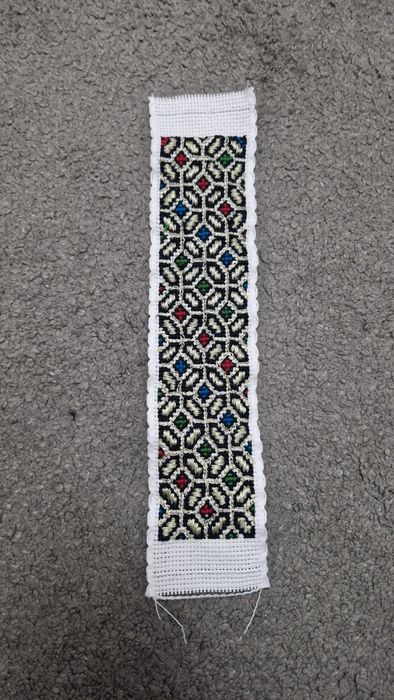 Semne de carte lucrate manual