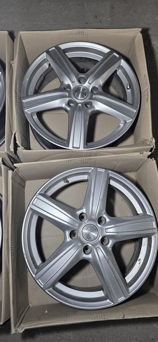 Продам диски SKAD Адмирал r17