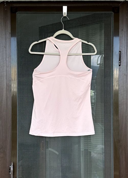 Дамски потник Nike Dri-FIT - размер S, Отлично състояние