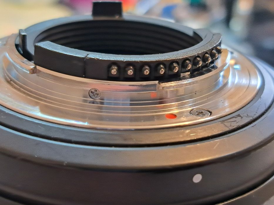 Sigma 105 f2.8 macro Nikon in stare bună