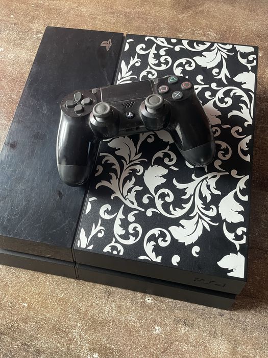 Продам сони плейстейши 4