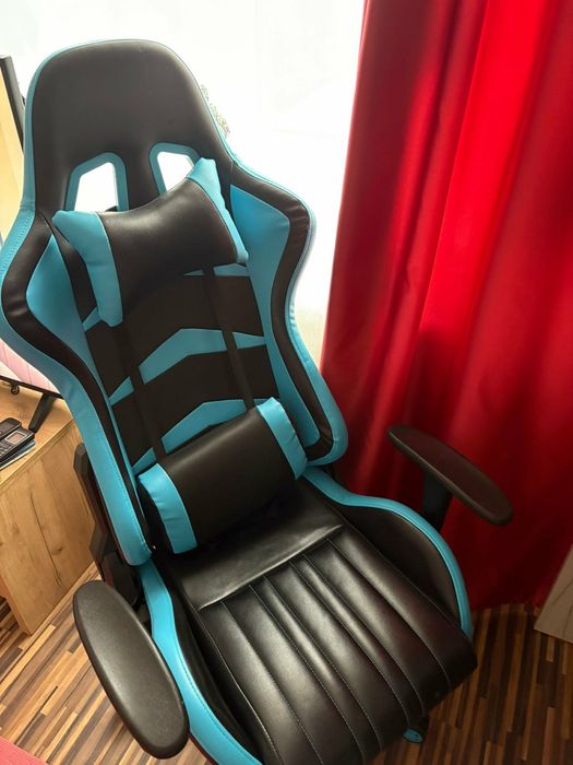 Scaun gaming impecabil