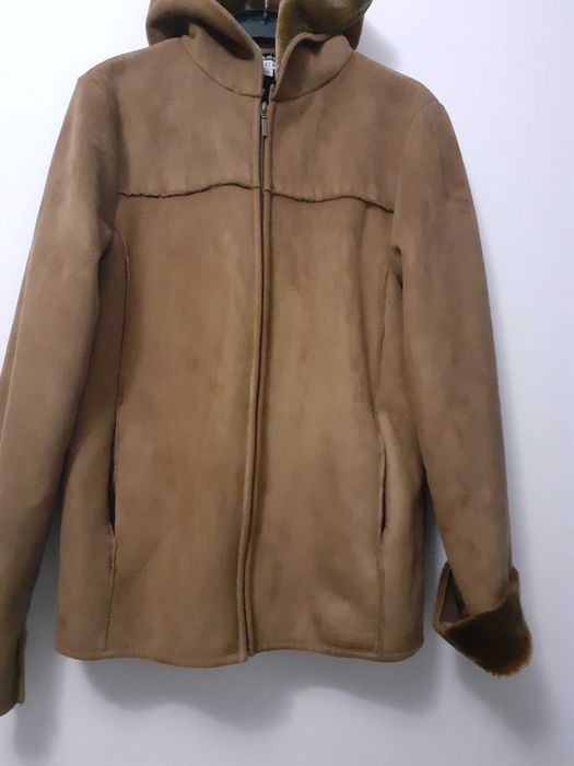 Jachetă/cojocel cu glugă, imitație piele căprioară,Germania, mar: 40/M
