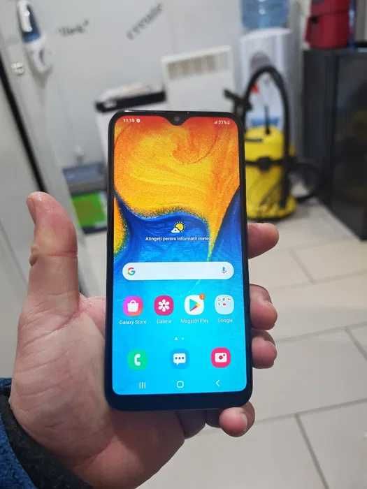Vand telefon samsung A20e