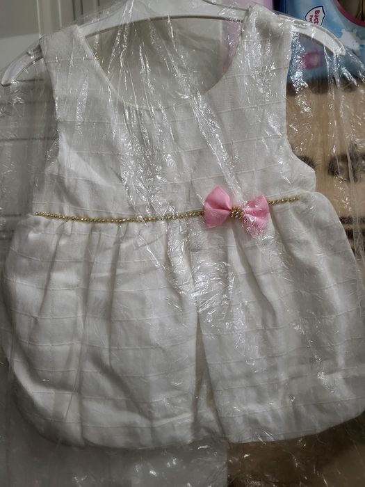 Продам новые детские платья