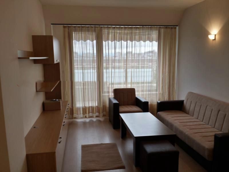 Дава се под наем Двустаен апартамент в София, Гоце Делчев - 55 кв.м за 715 € - Снимка #2