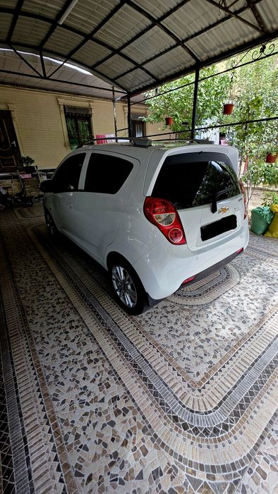 Spark 4-pazisa 2500$ Navarotlar qilingan