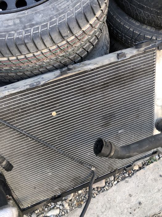 Радиатор на бмв е60