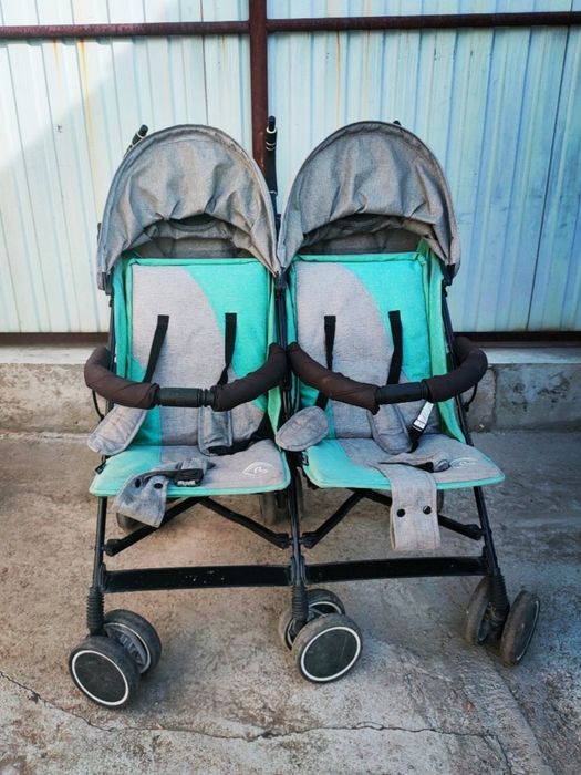 Коляска для двойни