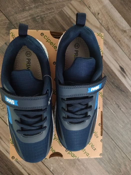 Primigi mărimea 33 noi